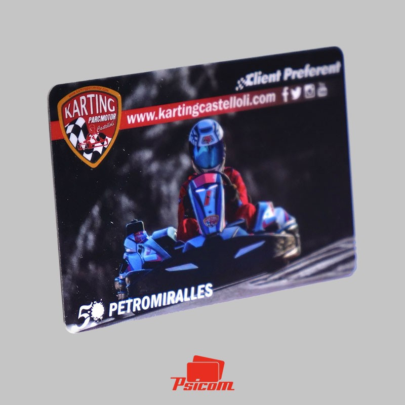 Carte à piste magnétique