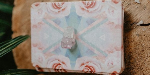 Le guide des cartes éco-responsables : Les cartes FSC en papier épais pour une communication plus verte !