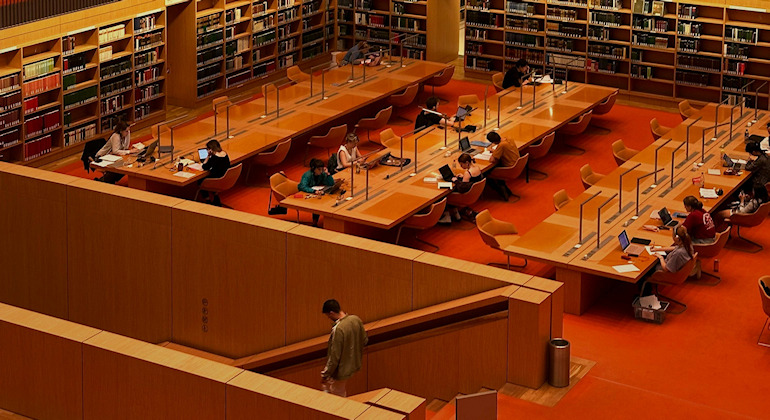 La carte de Bibliothèque : un outil précieux pour votre établissement !